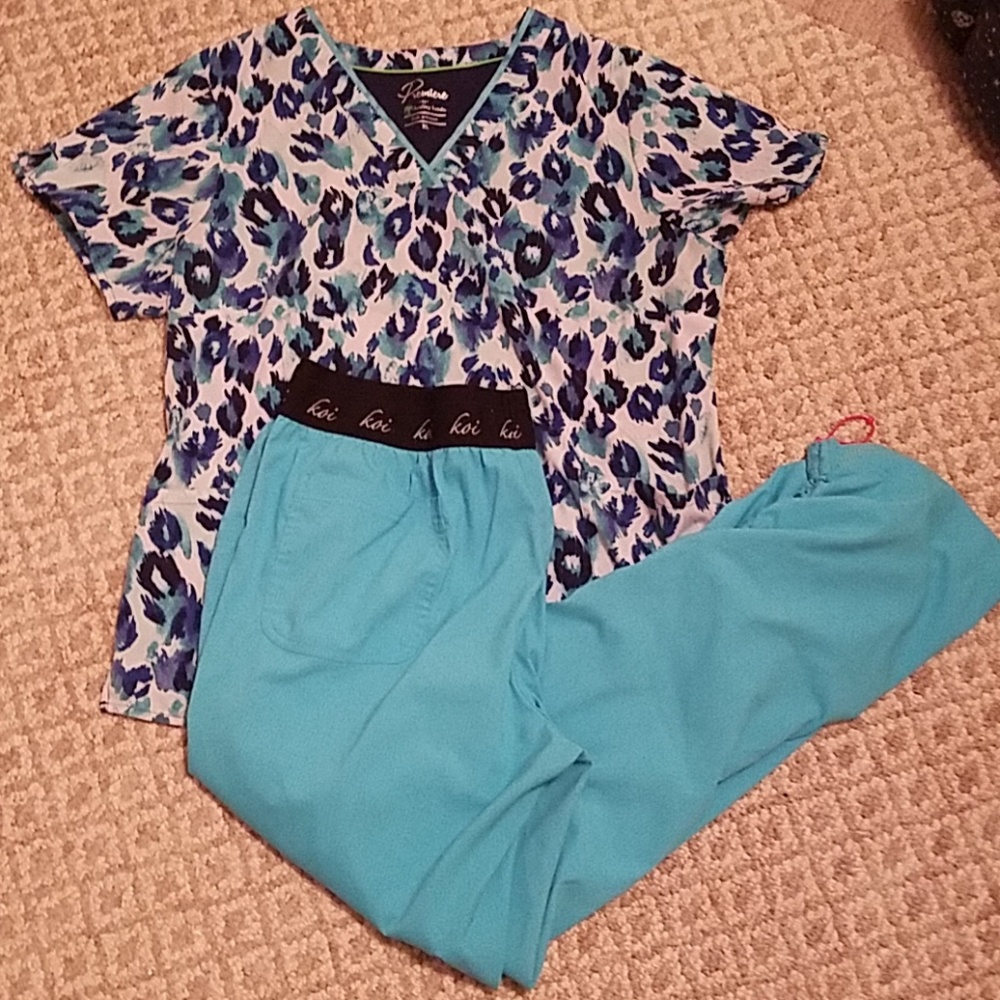 Nursing Scrub Set